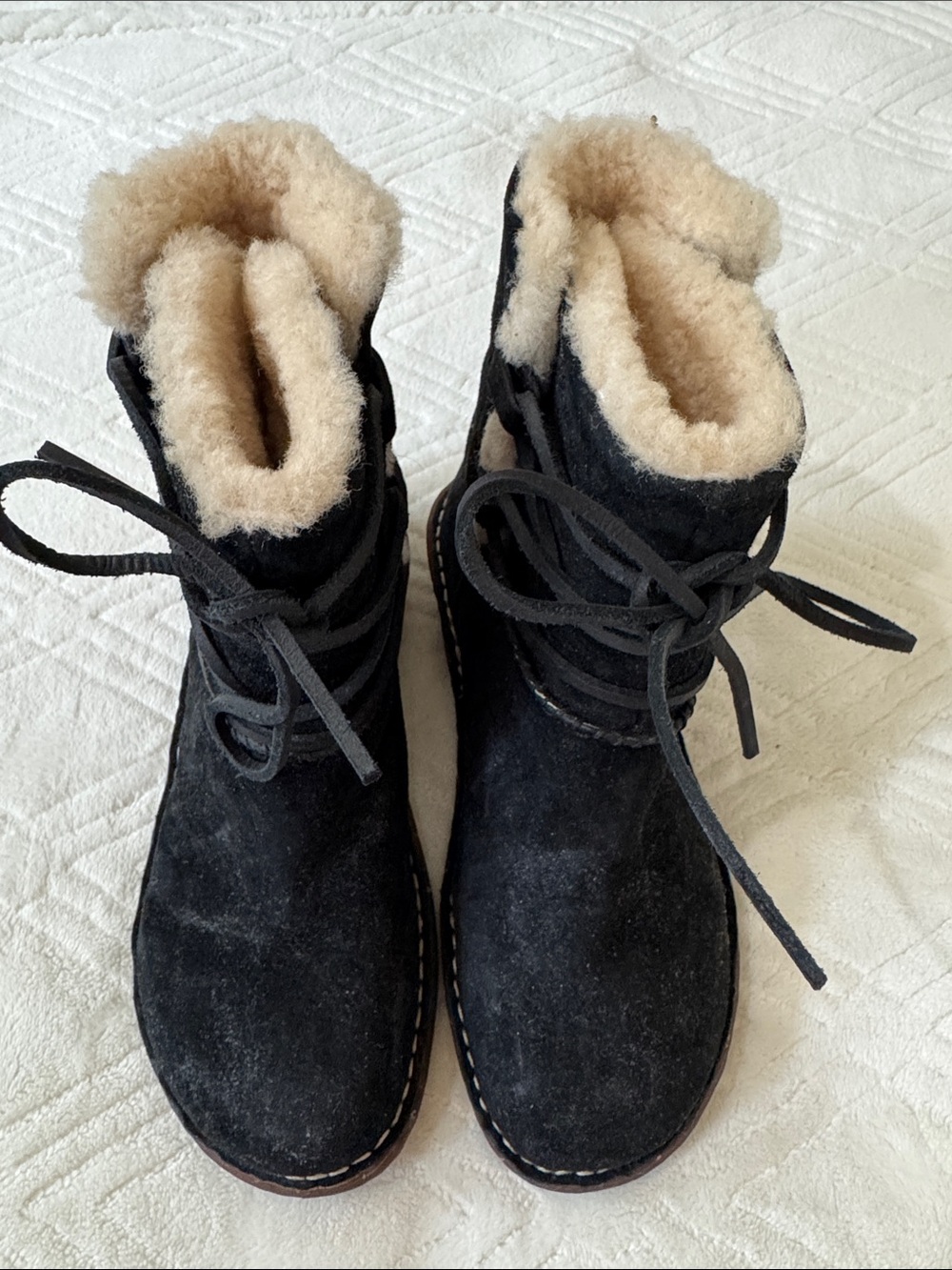 UGG Caspia Black Suede Lace-Up Winter Boots with Cream Shearling
